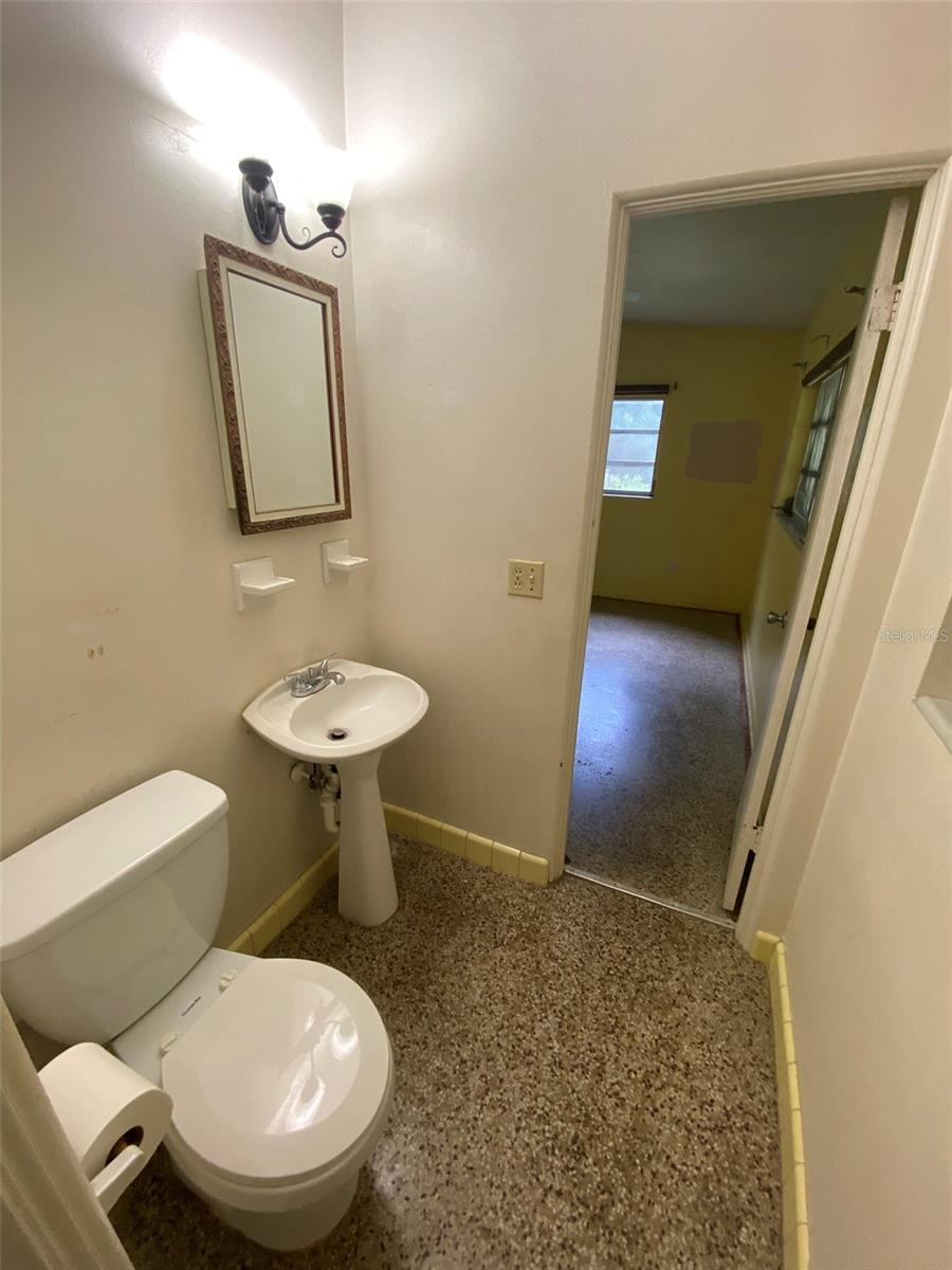 2122 Ridge Dr Property Photo 18