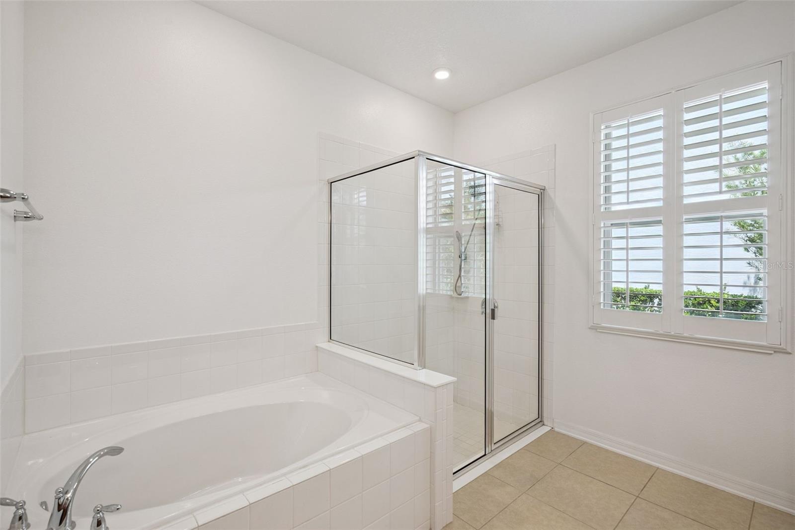 211 Lugano Way Property Photo 16