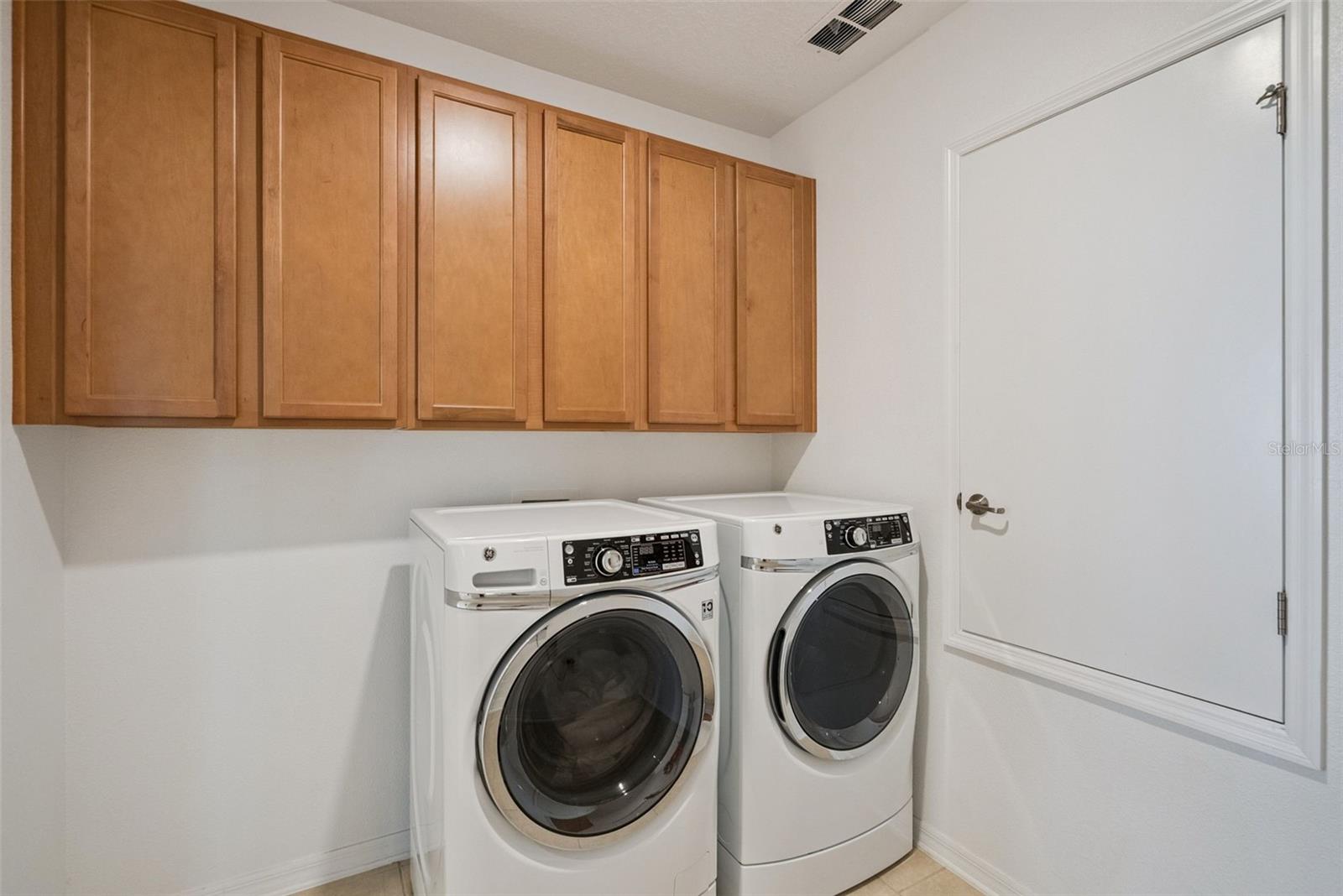 211 Lugano Way Property Photo 30
