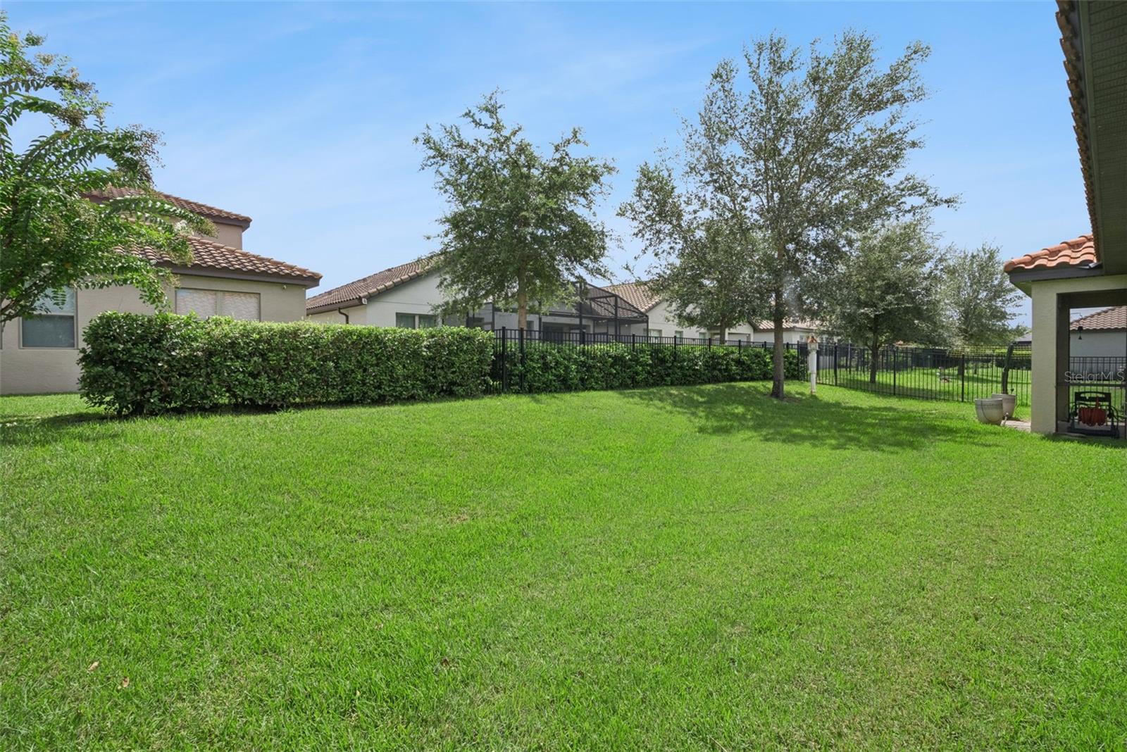 211 Lugano Way Property Photo 35