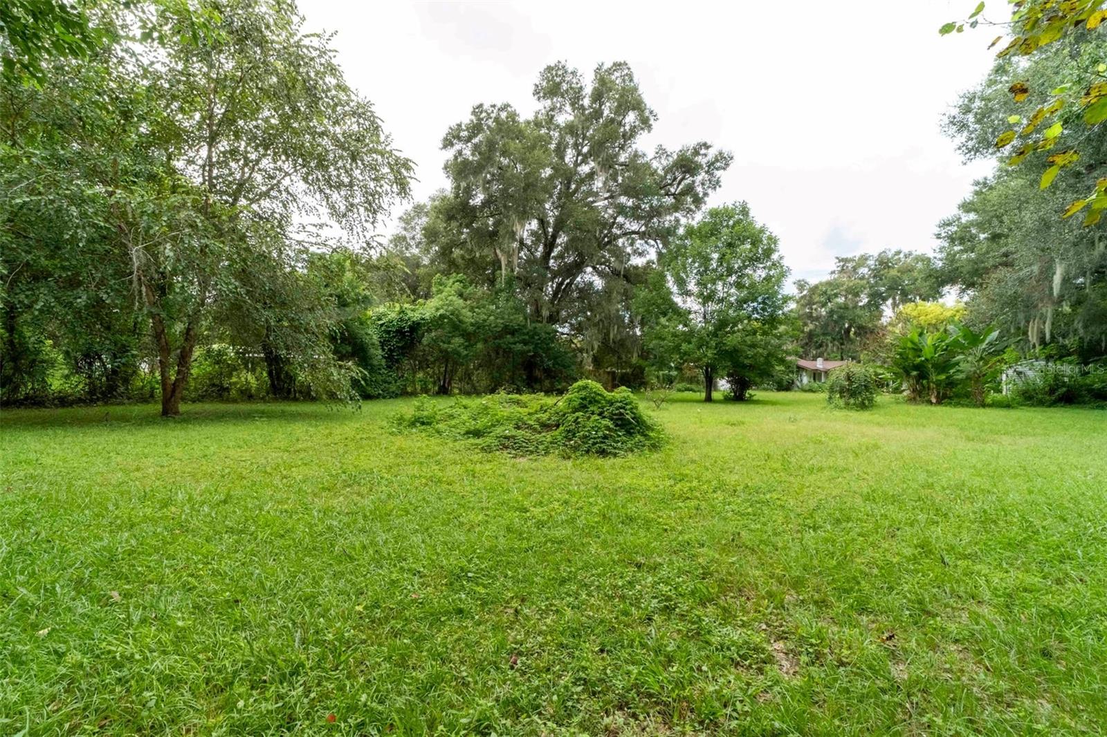 2076 Old New York Ave Property Photo 8