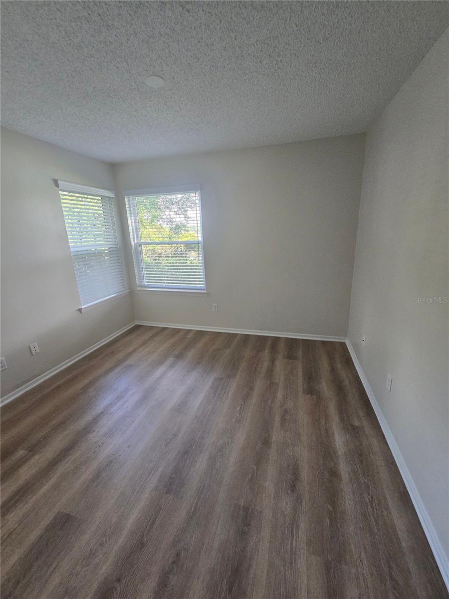 2577 Grassy Point Dr #105 Property Photo 21