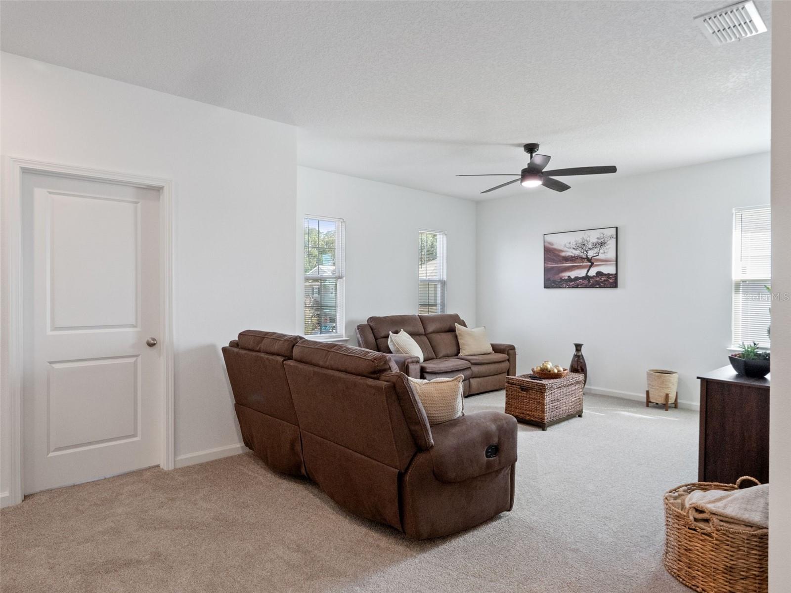 591 Via Bella Ct Property Photo 13