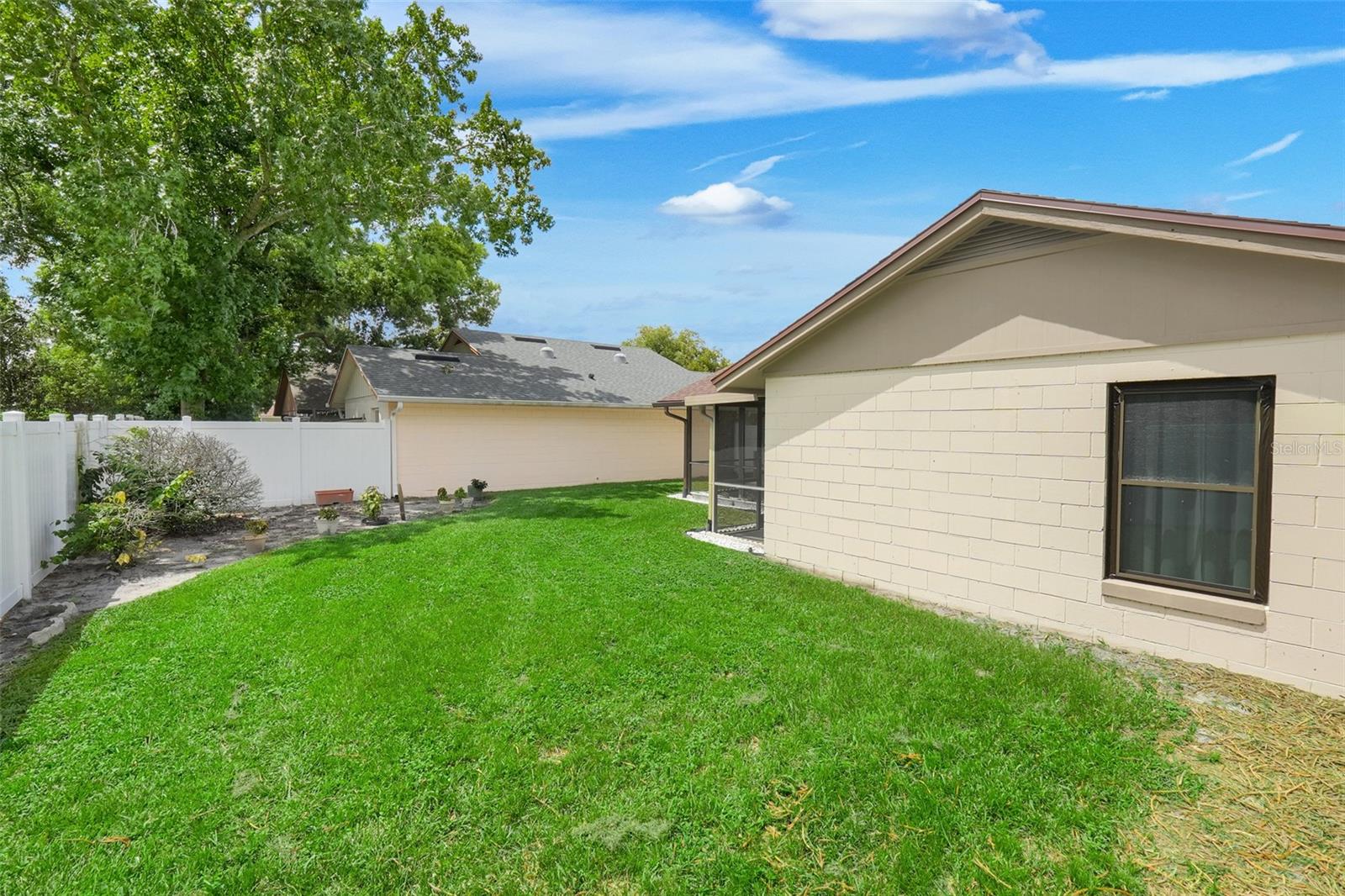 2847 Sunbranch Drive Property Photo 23