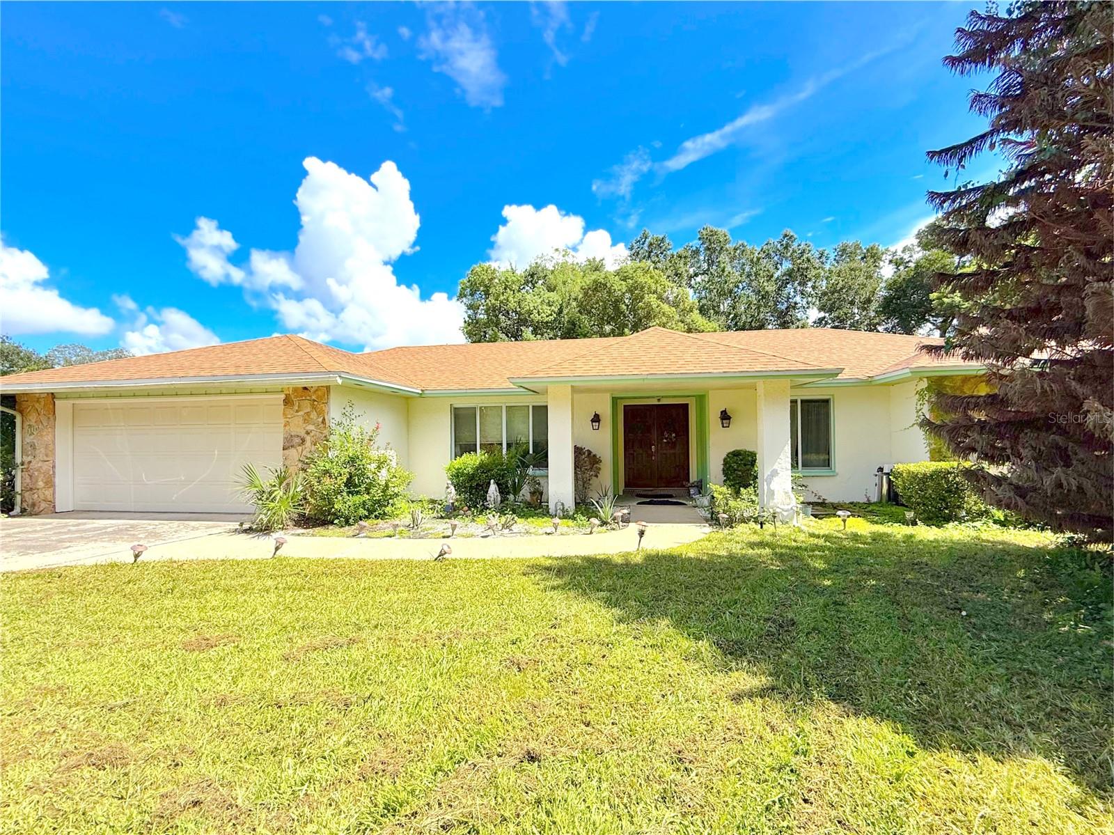 1111 W WEKIVA TRL Property Photo 1