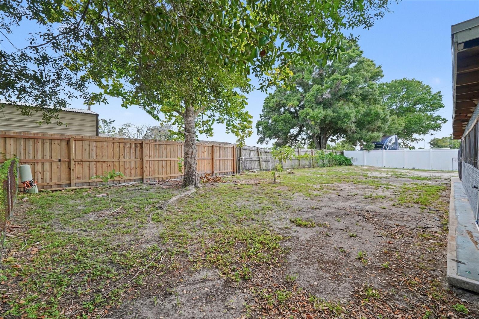 8503 Fish Lake Rd Property Photo 26