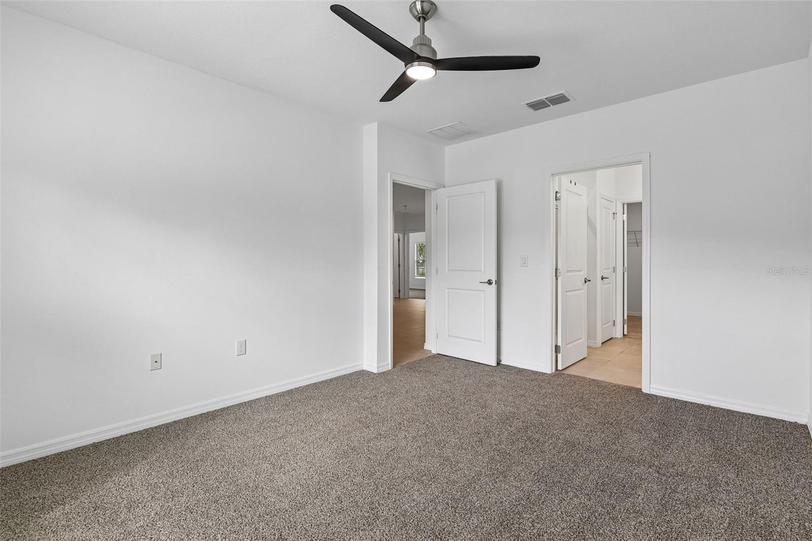 4250 Southern Vista Loop Property Photo 12