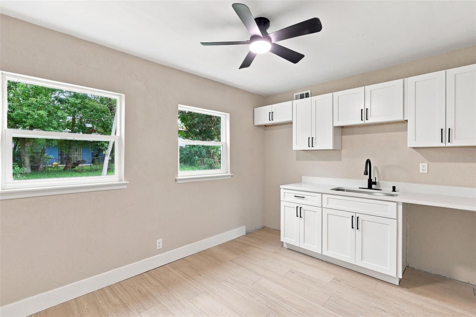 264 Laws Ln Property Photo 12
