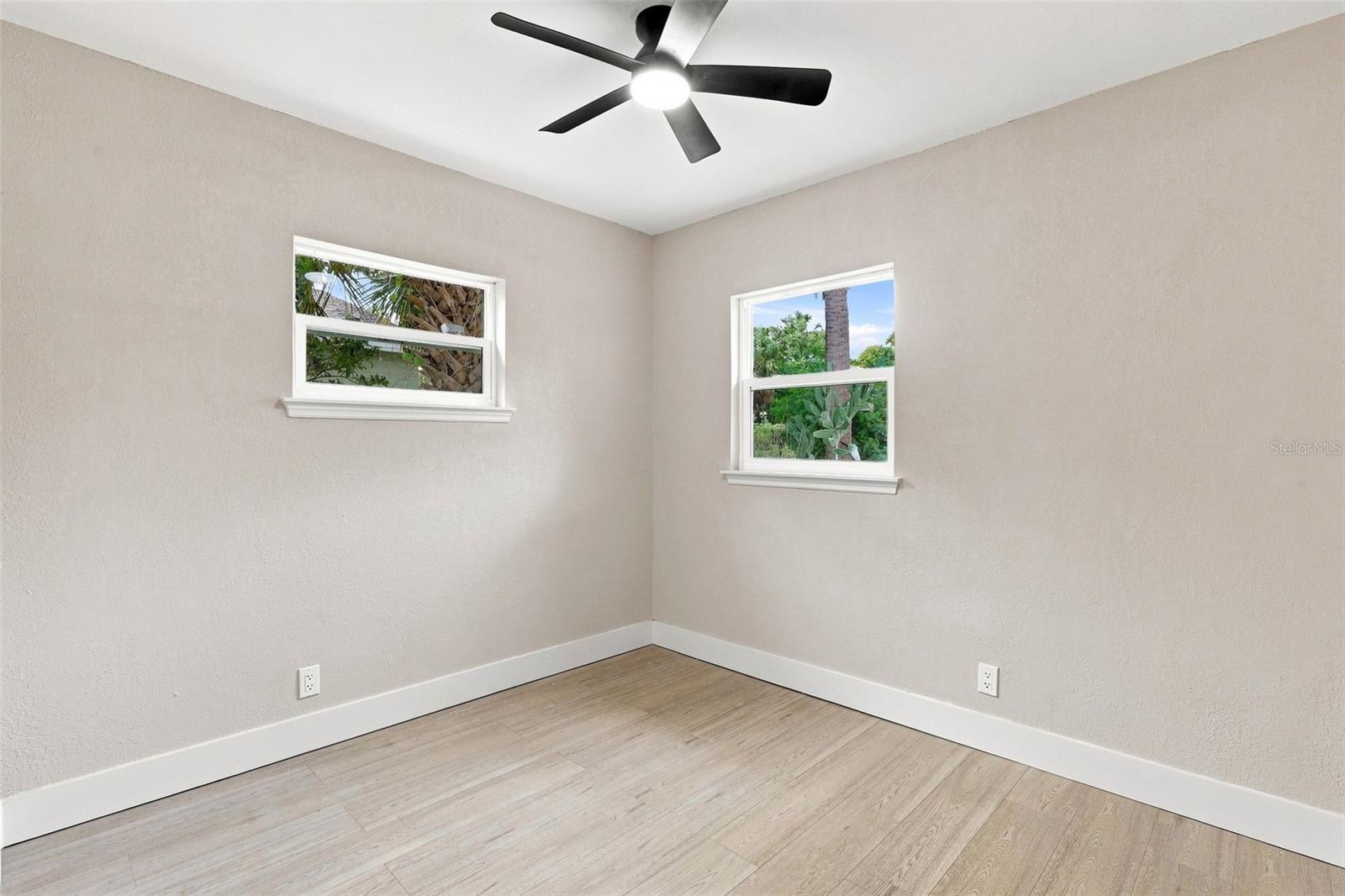 264 Laws Ln Property Photo 23