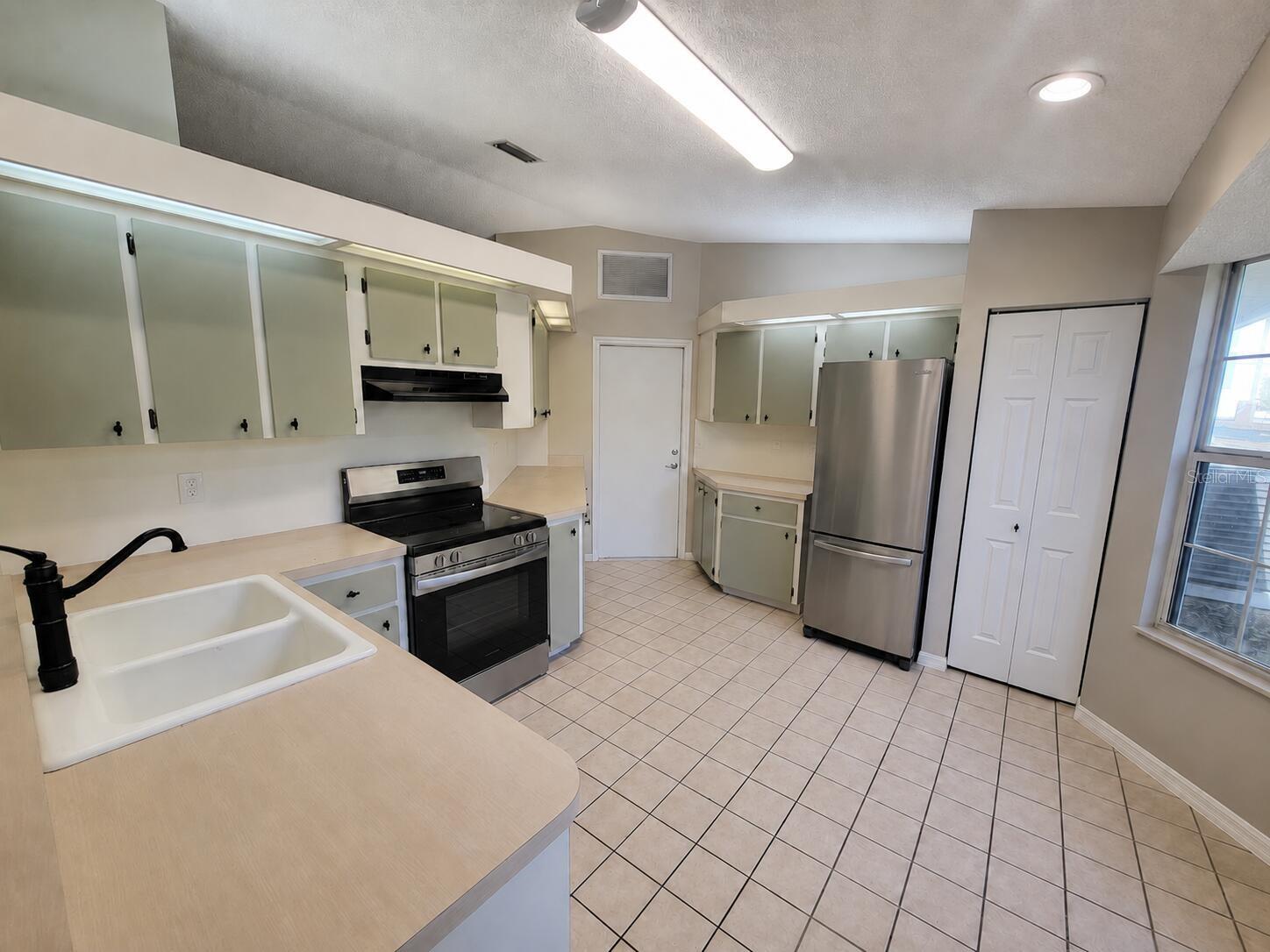 8129 Sw 117th Loop Property Photo 6
