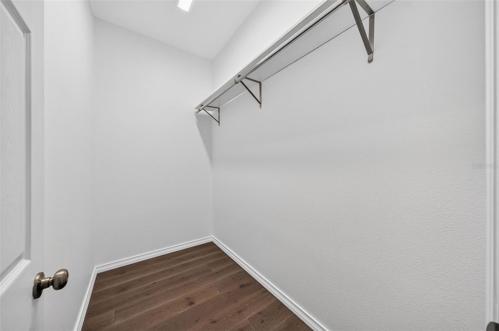 2345 Brookshire Ave Property Photo 60