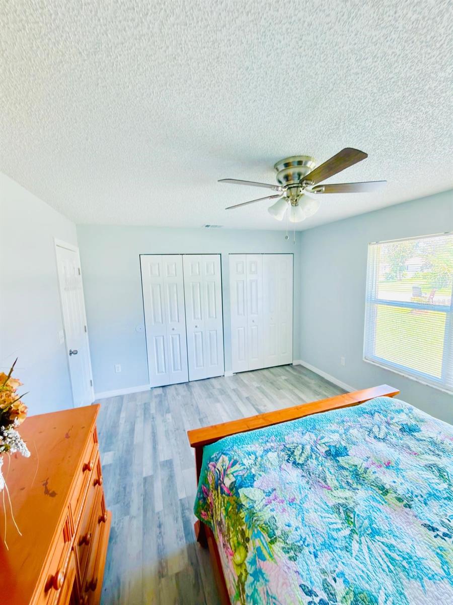 1360 Salerno Ave Se Property Photo 17