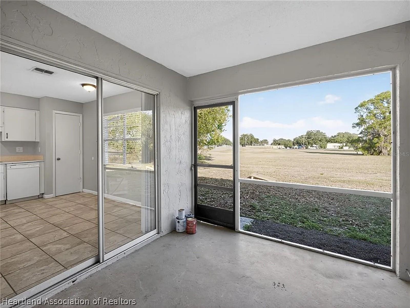 6213 Candler Ter Property Photo 4