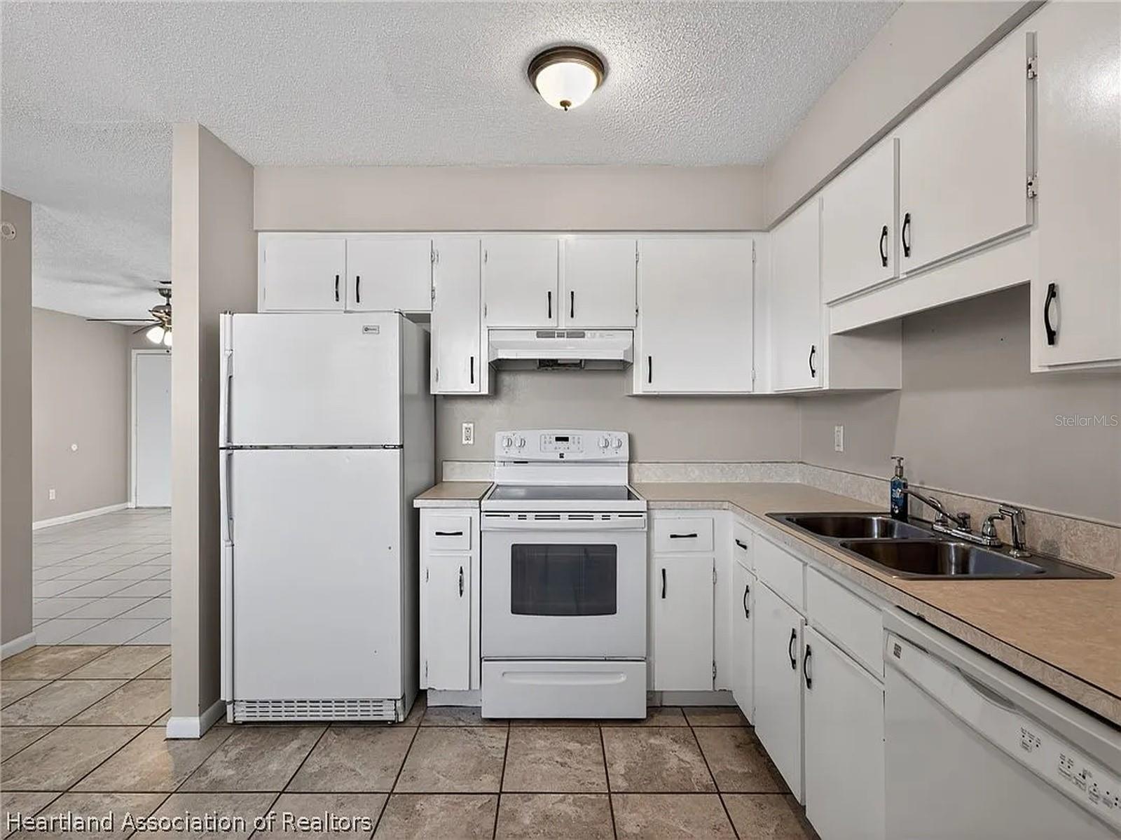 6213 Candler Ter Property Photo 5