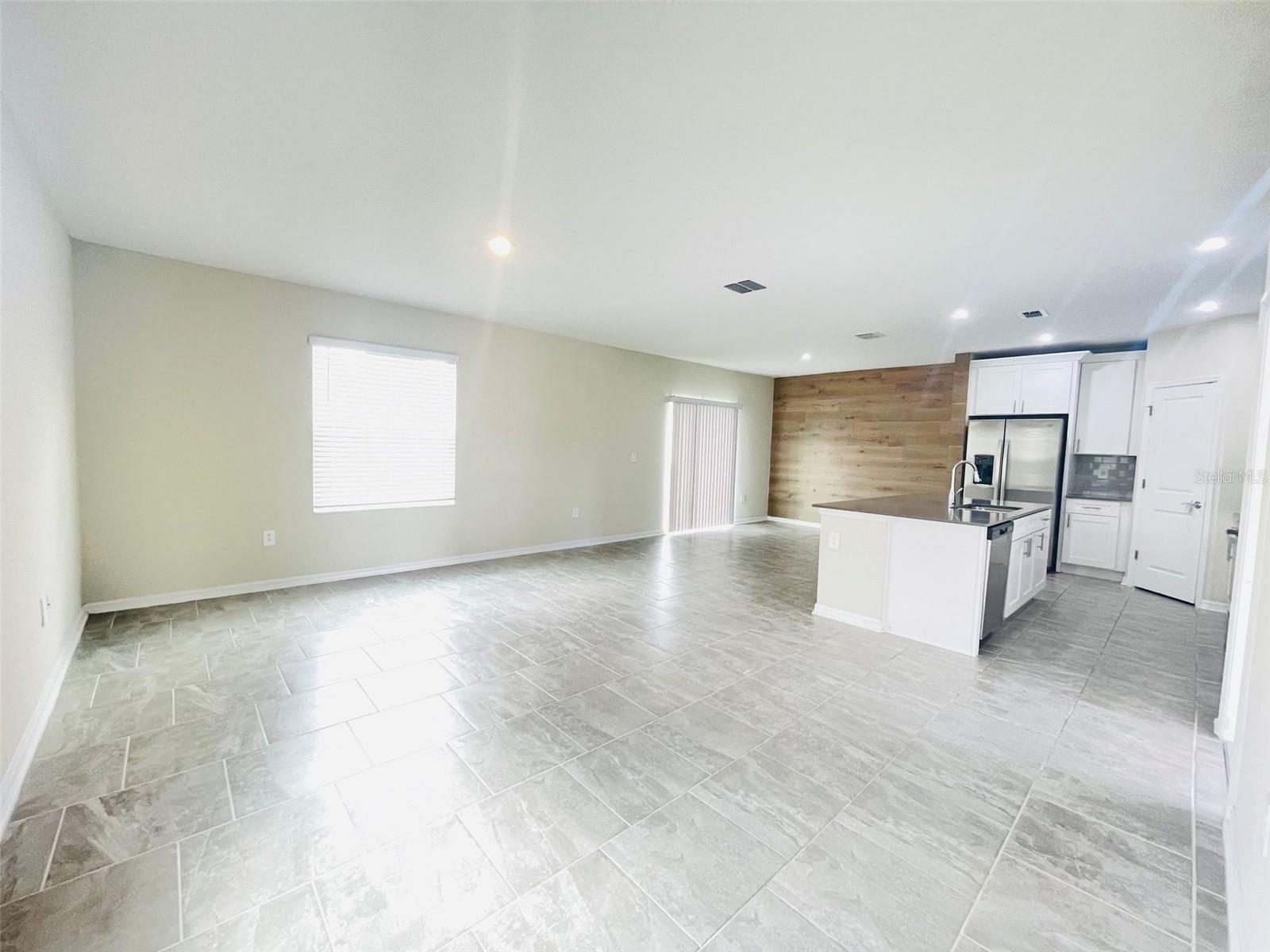2905 Muller Oak Loop Property Photo 7