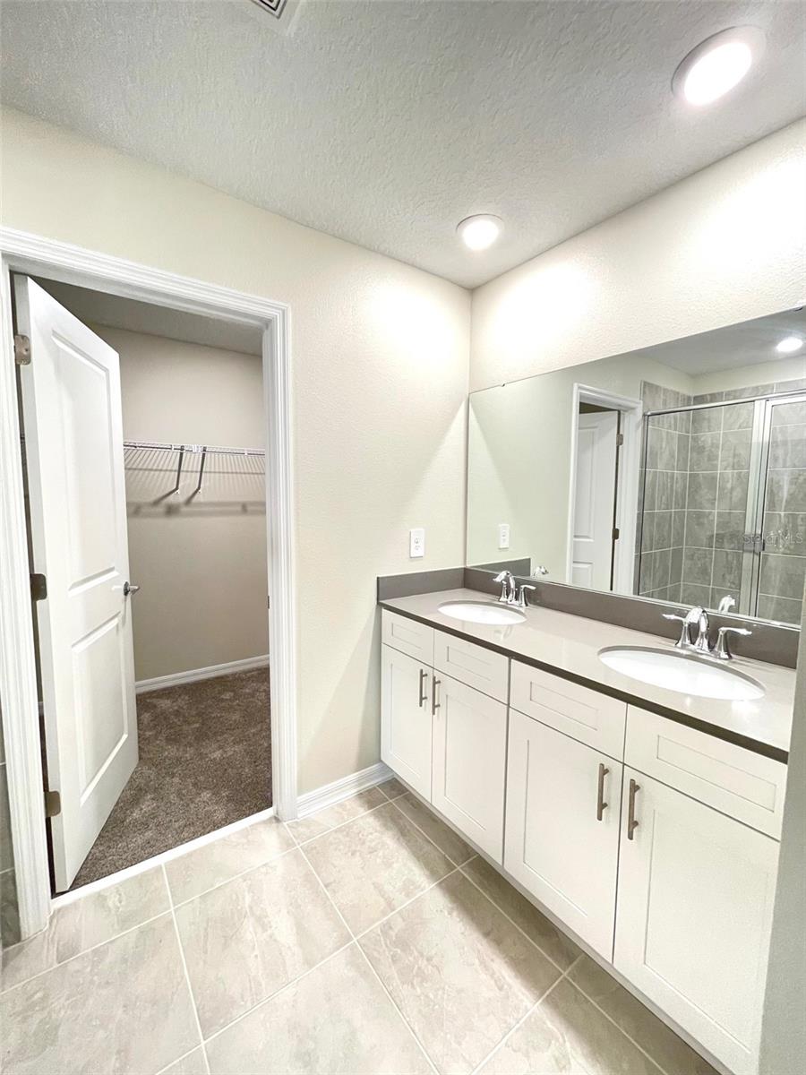 2905 Muller Oak Loop Property Photo 13