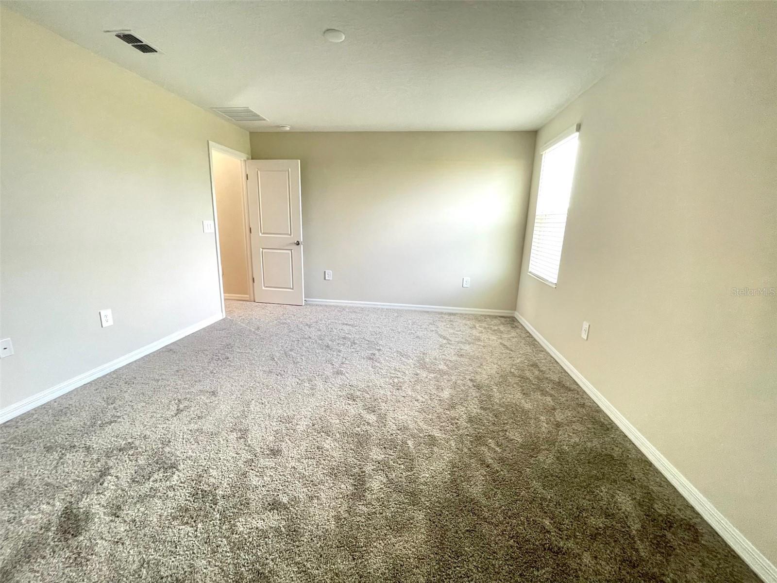 2905 Muller Oak Loop Property Photo 17