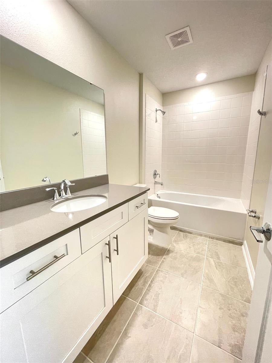 2905 Muller Oak Loop Property Photo 23
