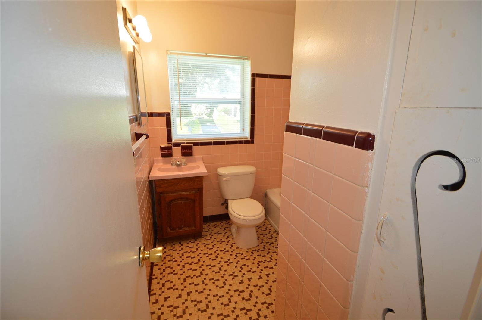 519 Vern Dr Property Photo 4