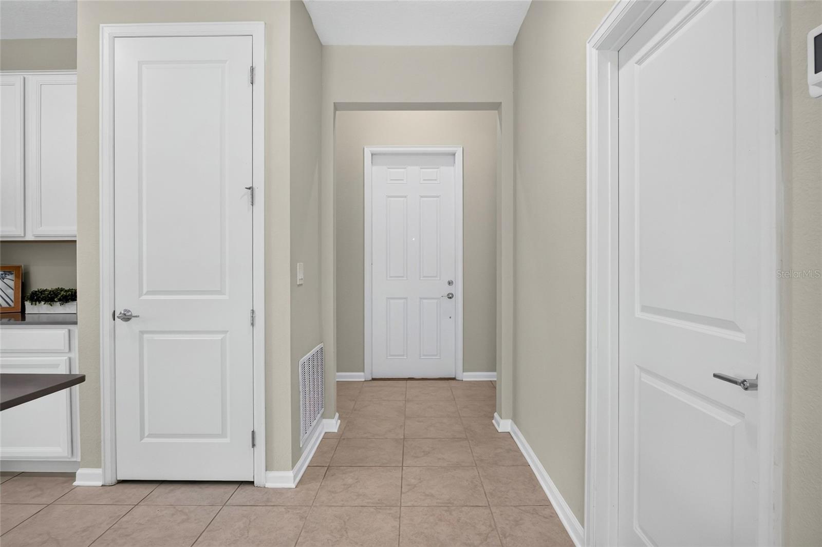 4514 Tahoe Cir Property Photo 7