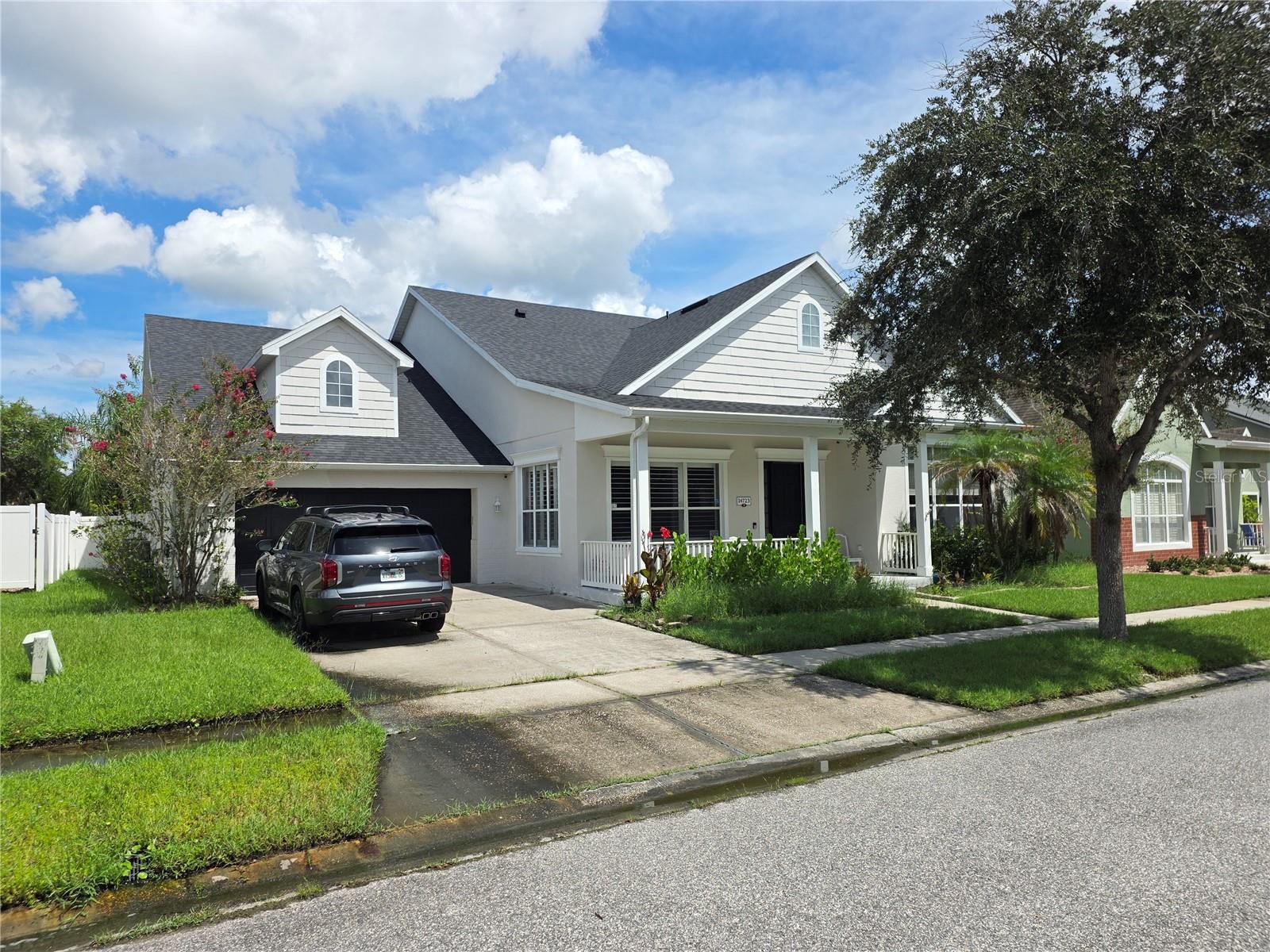 14723 Capote Ln Property Photo 2