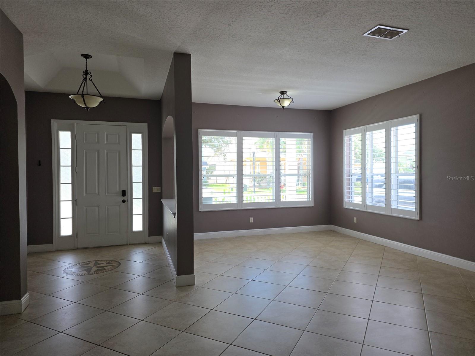 14723 Capote Ln Property Photo 3