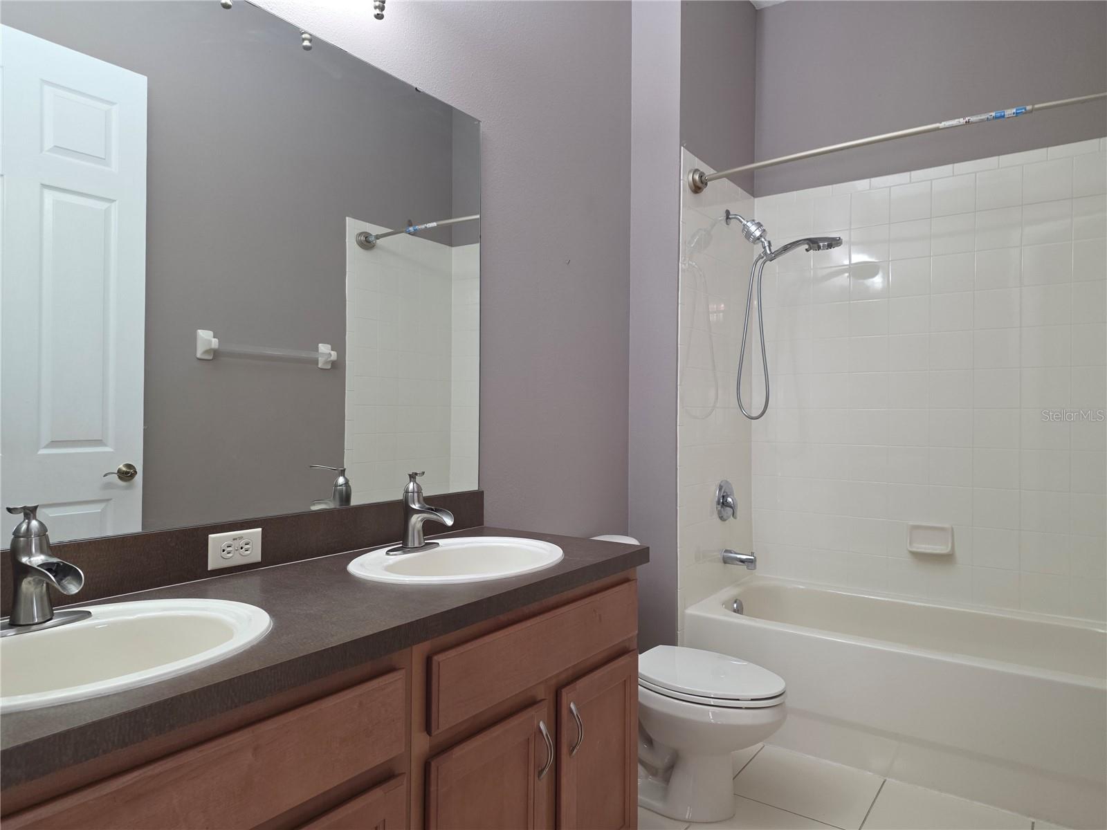 14723 Capote Ln Property Photo 9