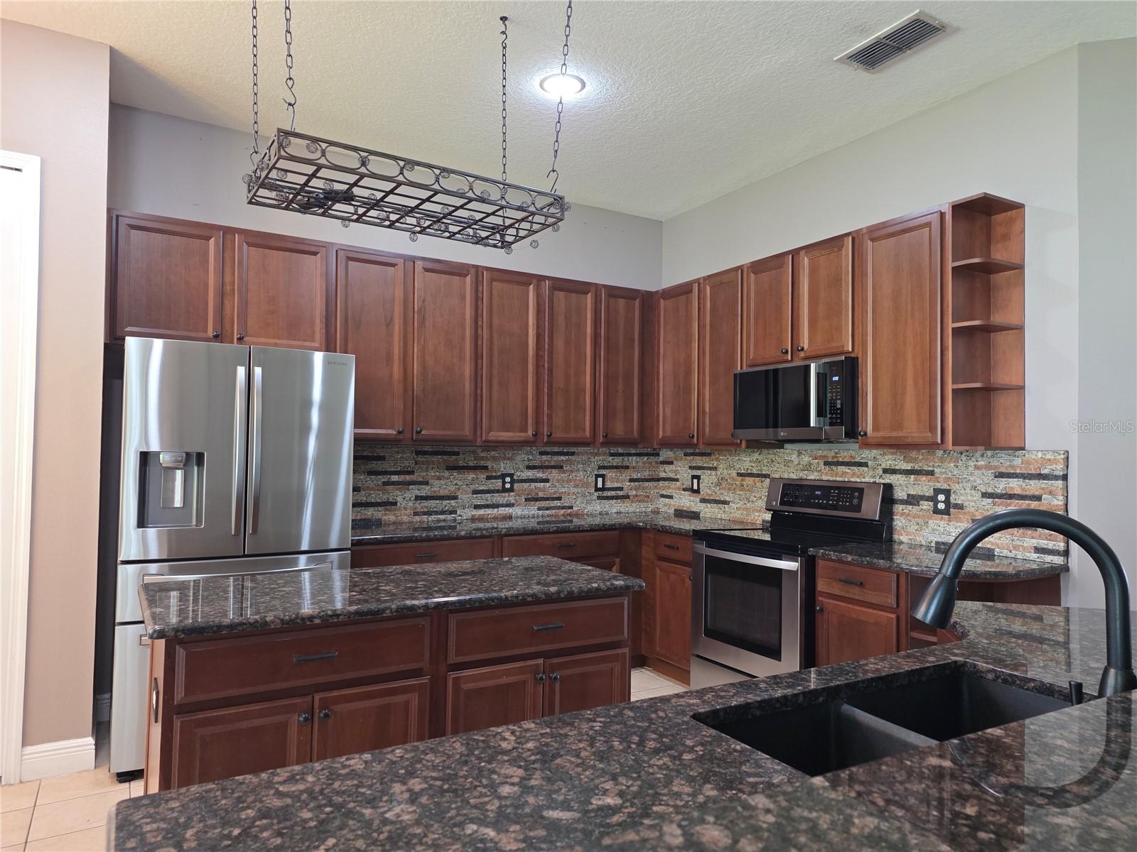 14723 Capote Ln Property Photo 18