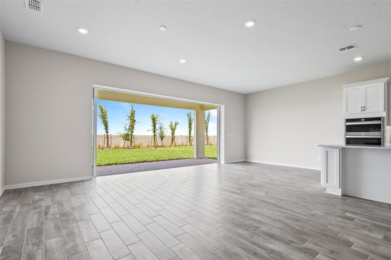 13348 Panama Beach Ct Property Photo 9