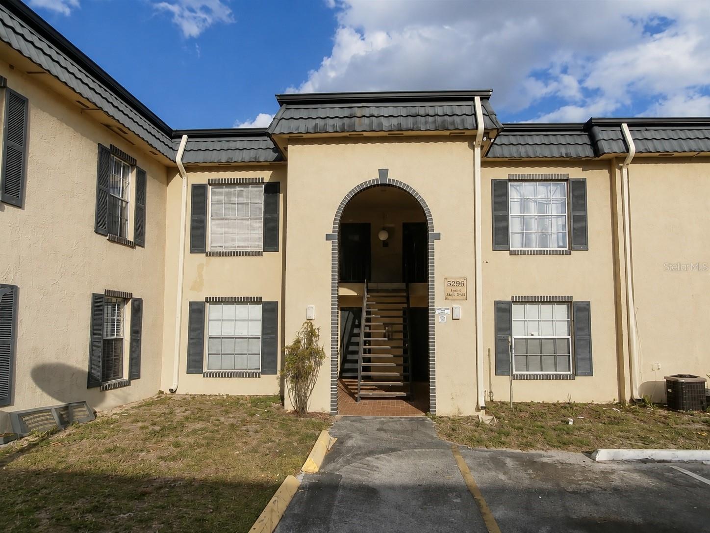 5226 CURRY FORD RD #313 Property Photo 1