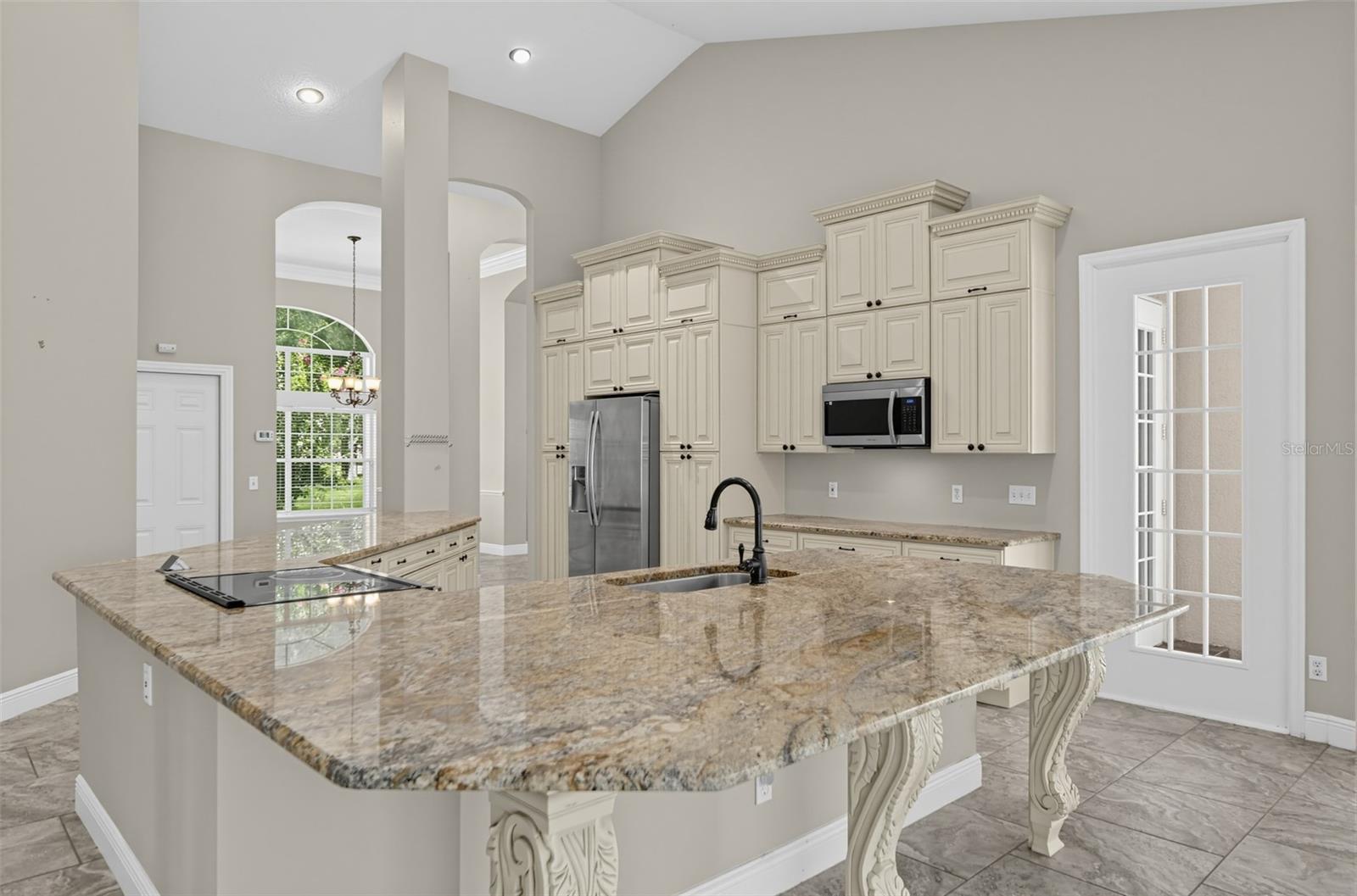 120 Ibis Rd Property Photo 13