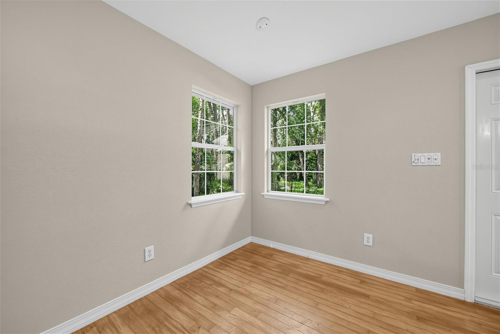 120 Ibis Rd Property Photo 36