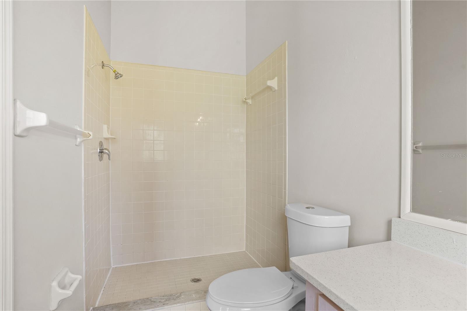 114 Oxford Rd Property Photo 18