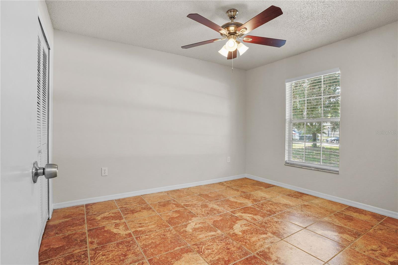 114 Oxford Rd Property Photo 22