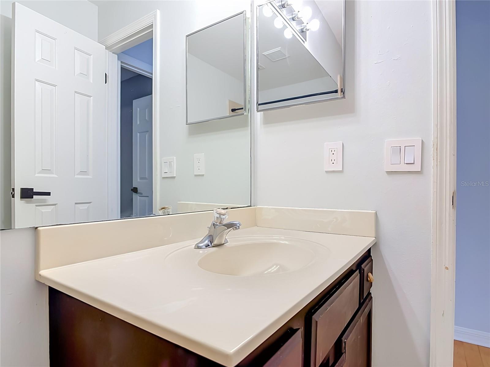 744 Barrington Cir Property Photo 42