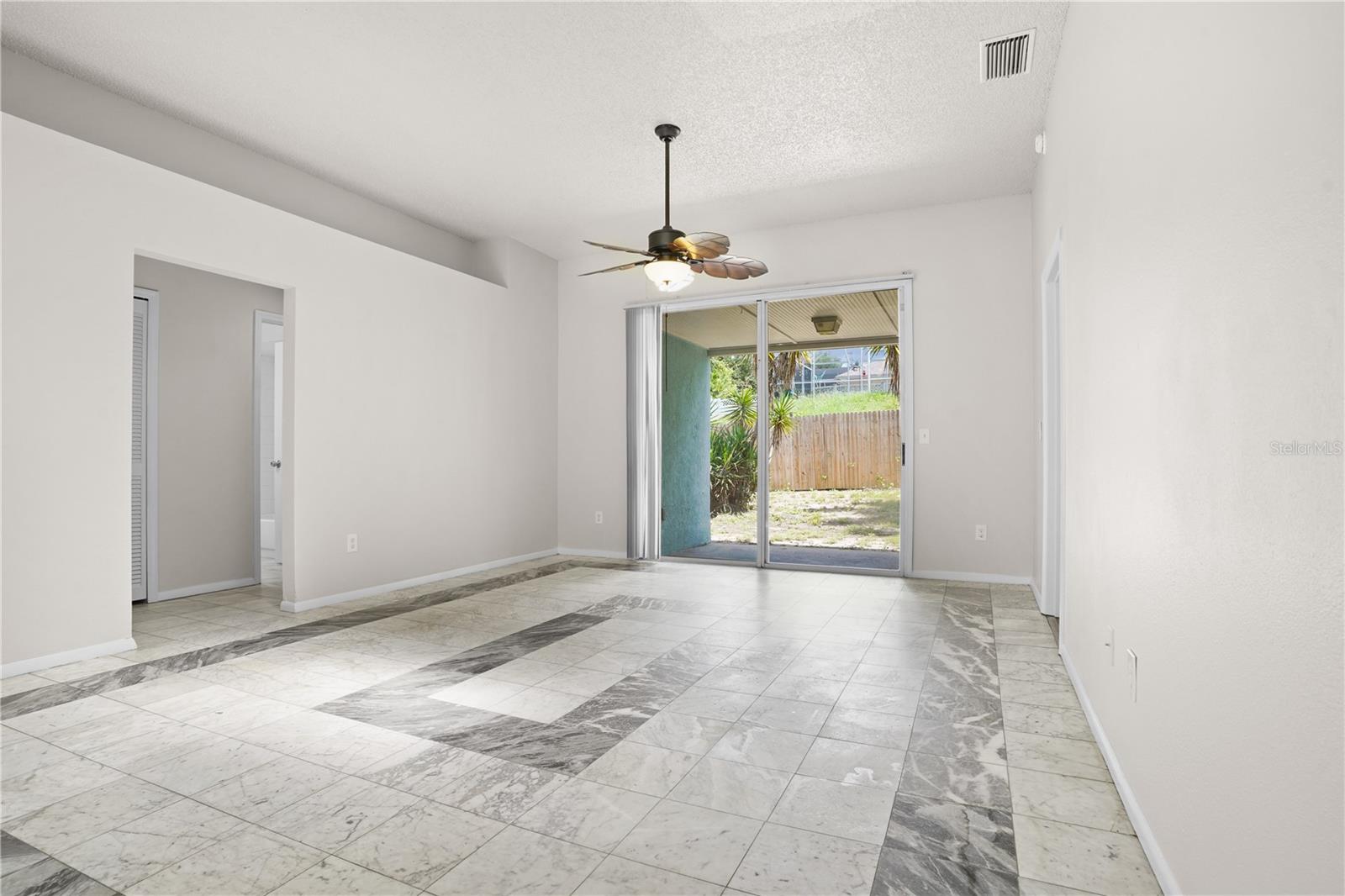 8851 Parliament Ct Property Photo 8