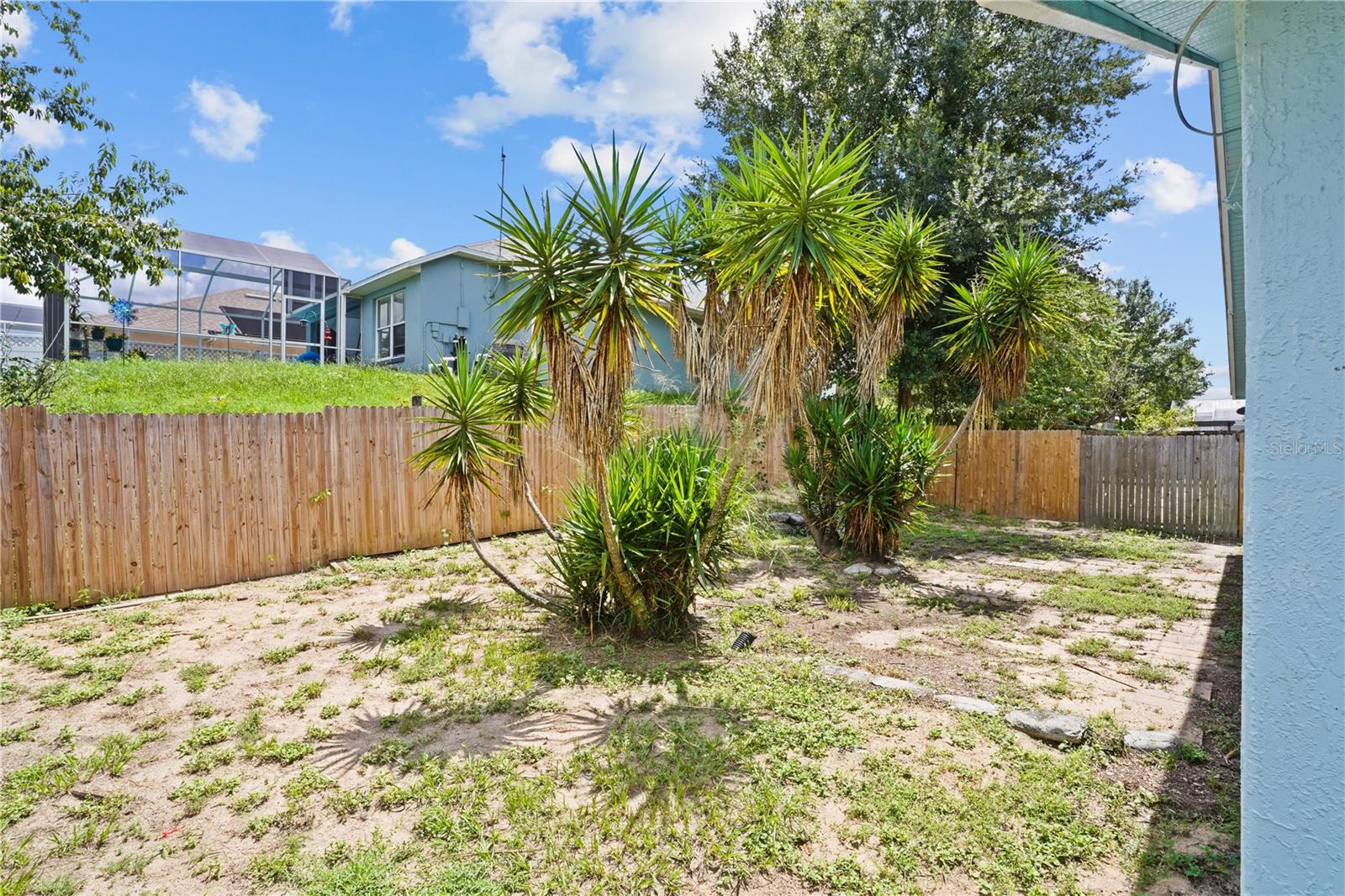 8851 Parliament Ct Property Photo 28