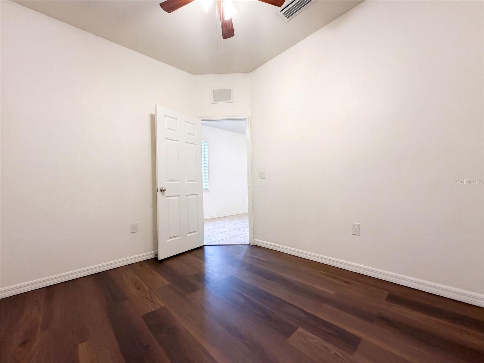 1416 Hickory View Cir Property Photo 13