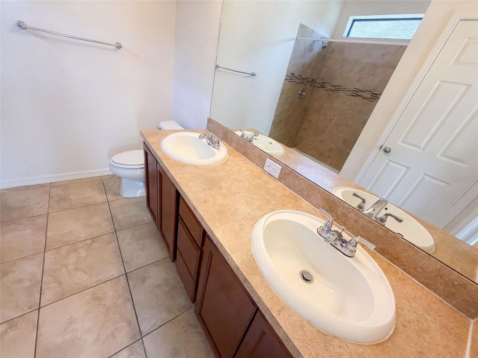 1416 Hickory View Cir Property Photo 15