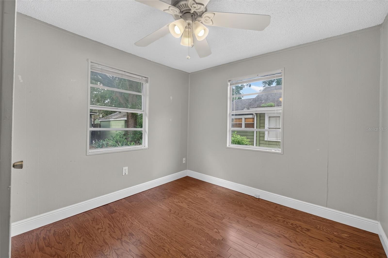 1627 E Concord St Property Photo 6