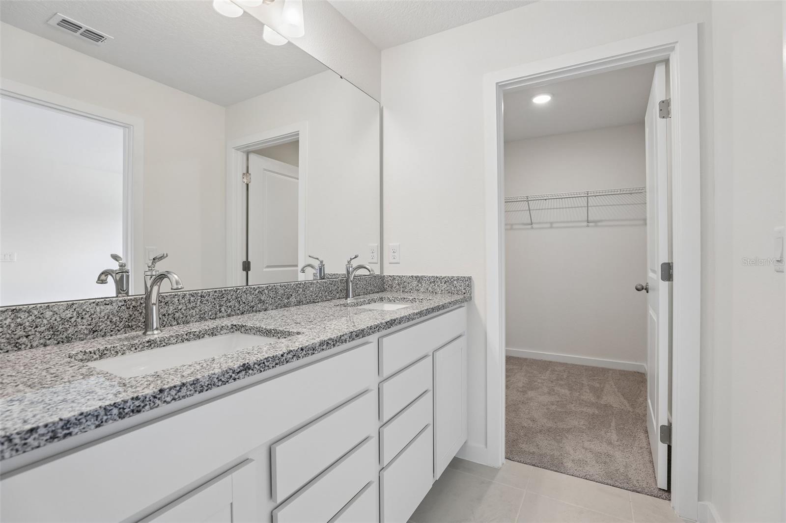 6522 Horseshoe Lane Way Property Photo 4