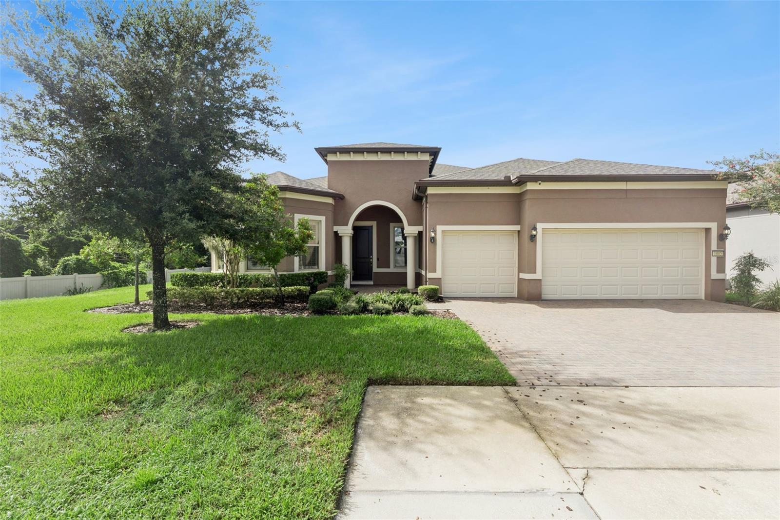 1005 Mare Way Property Photo 1