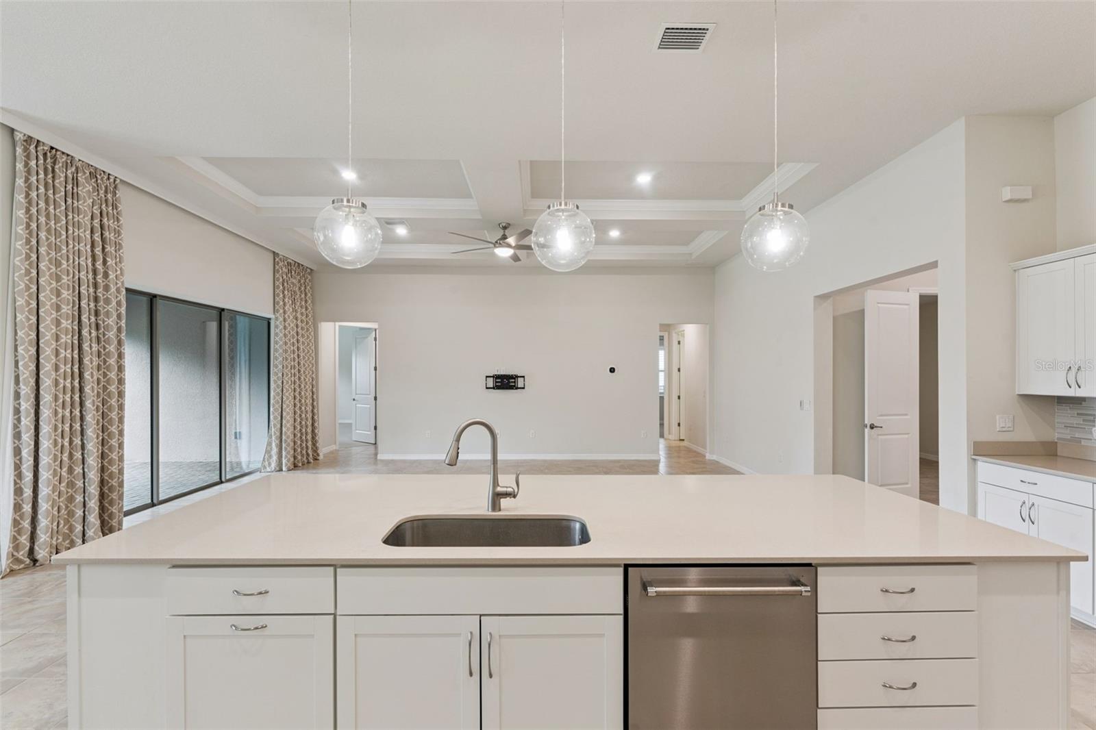 1005 Mare Way Property Photo 13