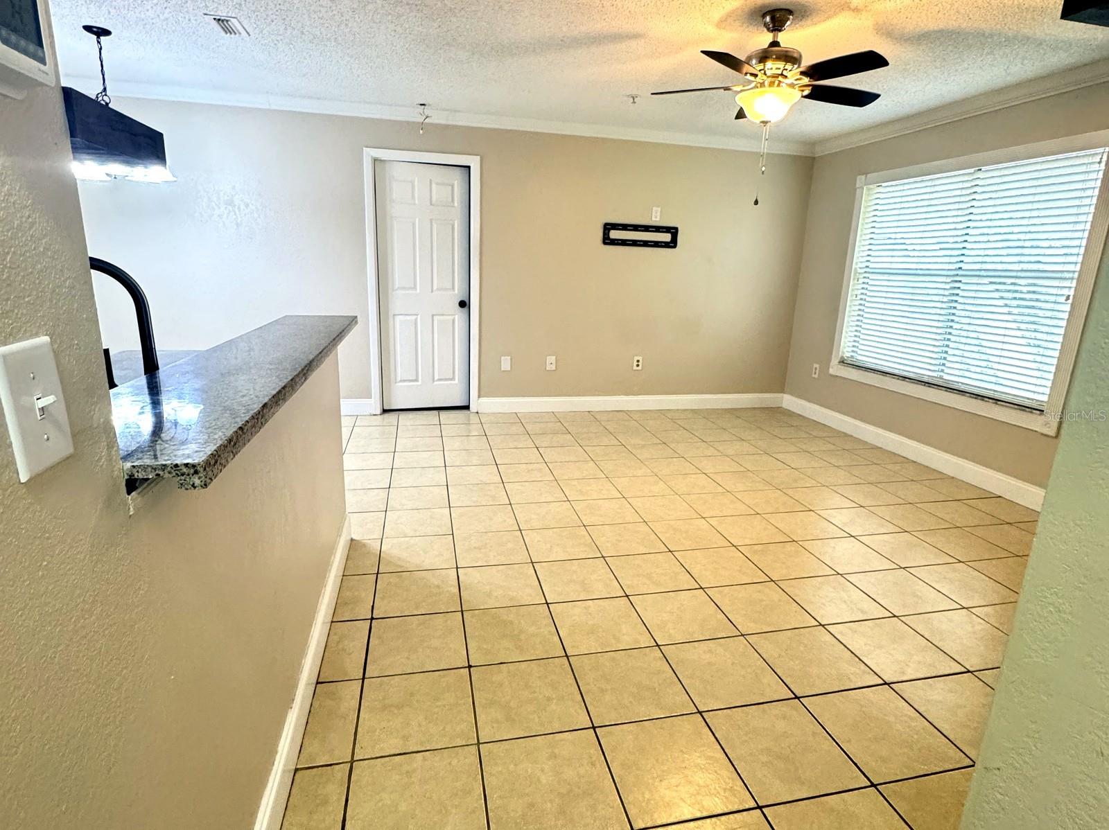615 Dory Ln #303 Property Photo 5