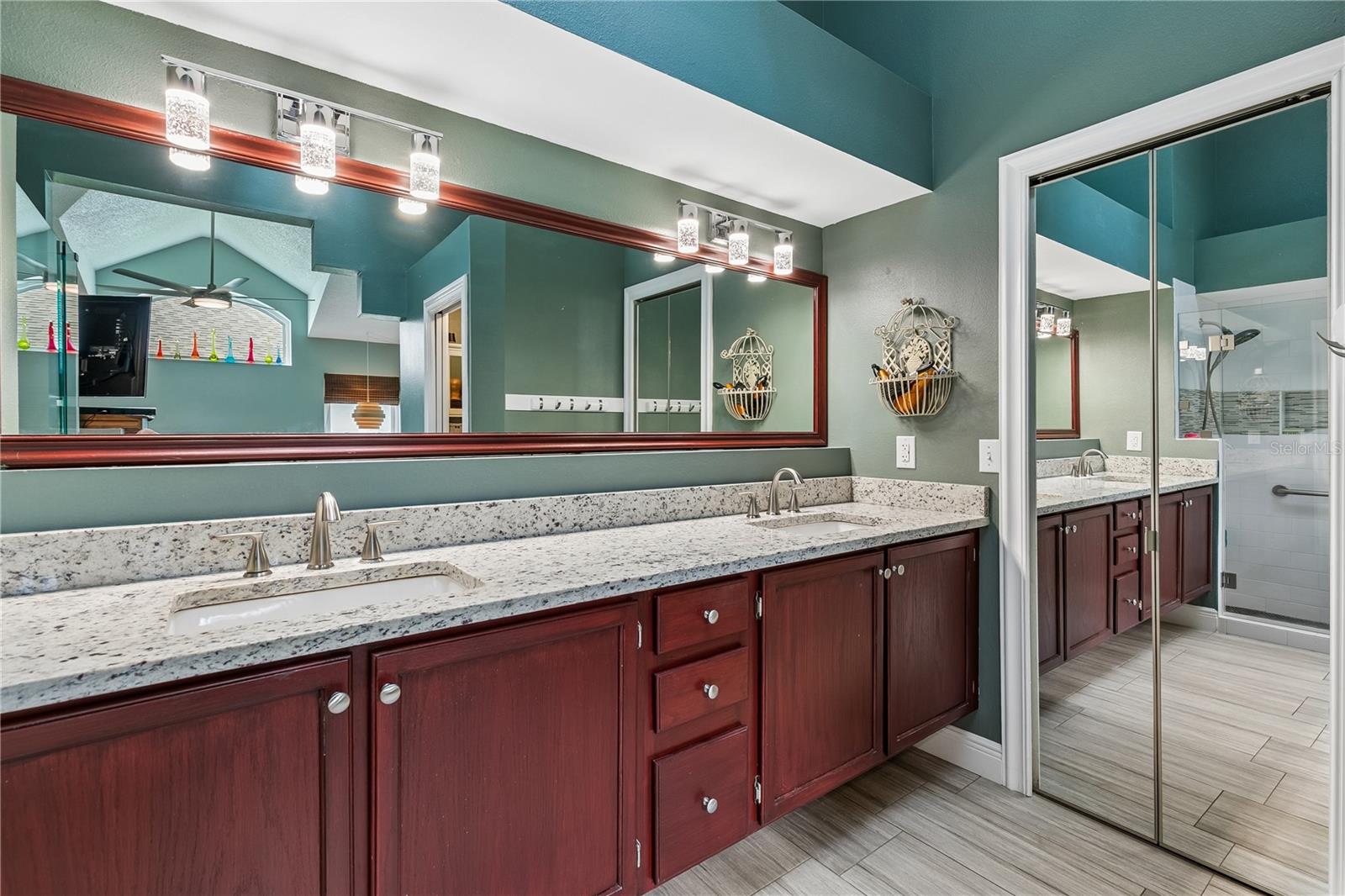 2450 Island Club Way Property Photo 21