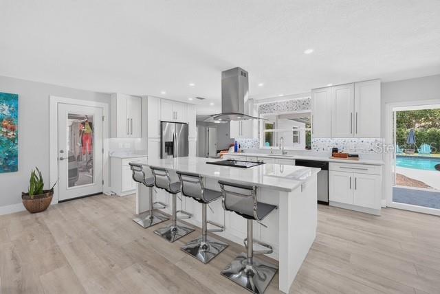 1321 Carlton St Property Photo 17