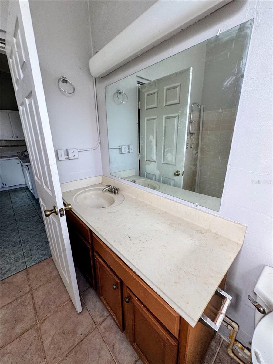 1010 Eo Douglas Ave #s1-4 Property Photo 17