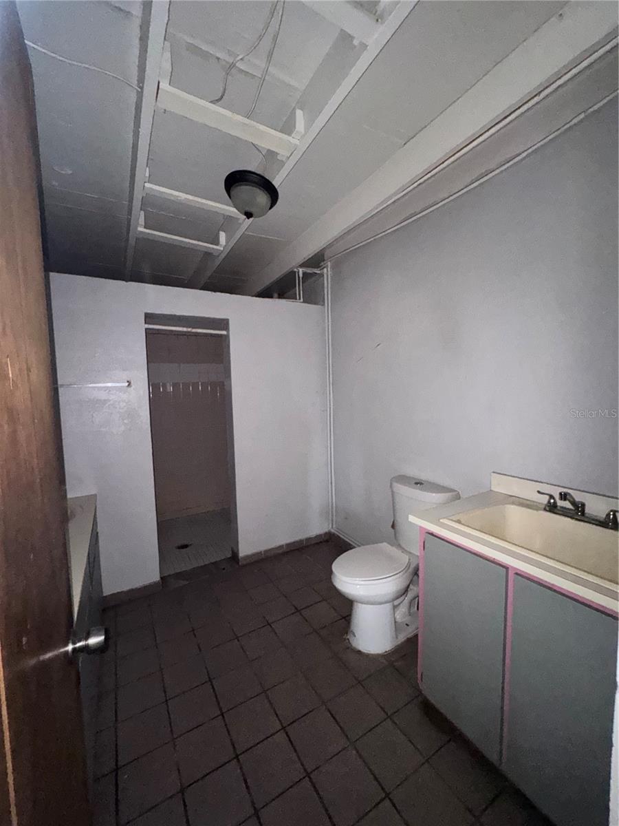 1010 Eo Douglas Ave #s1-4 Property Photo 32
