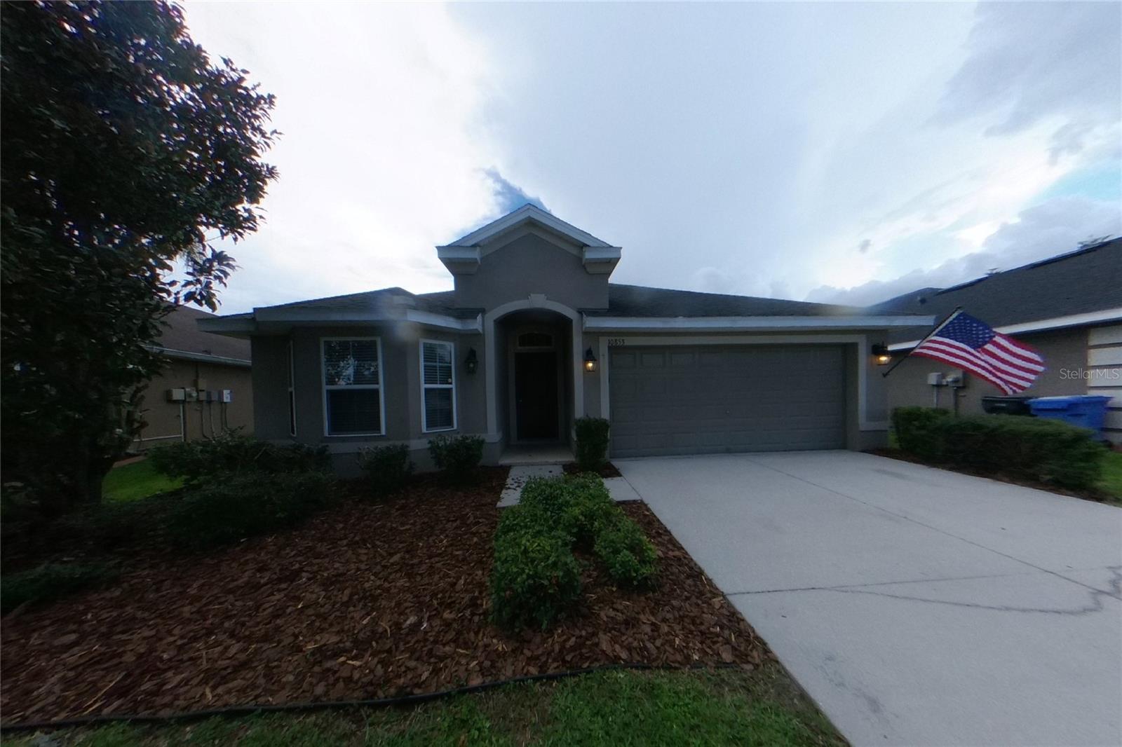 O6439593 Property Photo 1