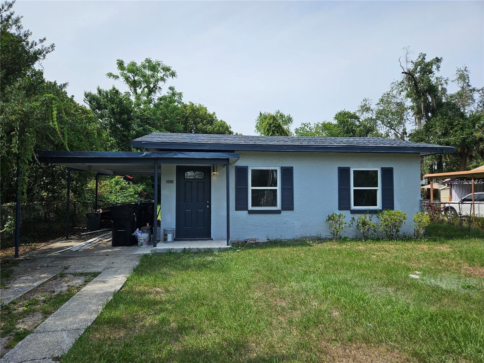 1501 E KALEY ST Property Photo 1